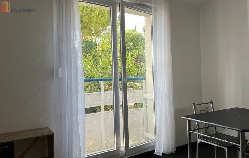 Studio meublé 19m² Nîmes 30000 - Meublé, DPE D - Photo 1