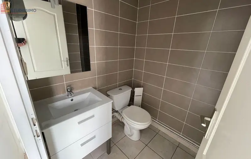 Studio 22m² Nîmes centre - Proche fac Vauban - Photo 1