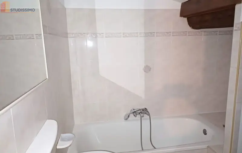 Studio 30m² Nîmes centre-ville - Photo 9