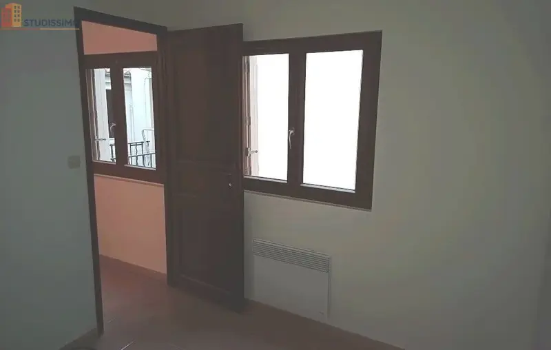 Studio 30m² Nîmes centre-ville - Photo 10