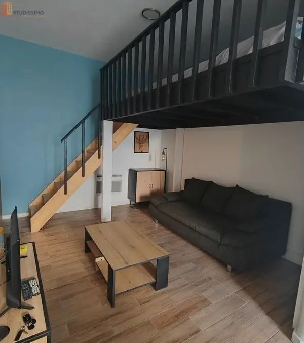 Studio meublé 40m² Nîmes - Meublé, DPE D - Photo 2