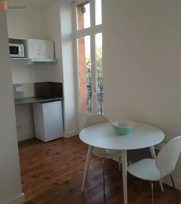 Studio meublé 23m² Toulouse centre - Calme, lumineux - Photo 1