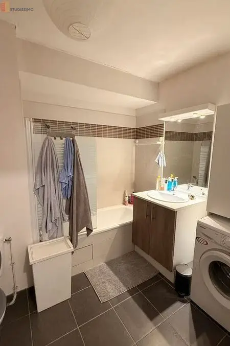 Studio meublé 32m² Toulouse 31400 - Lumineux, étage 2 - Photo 2