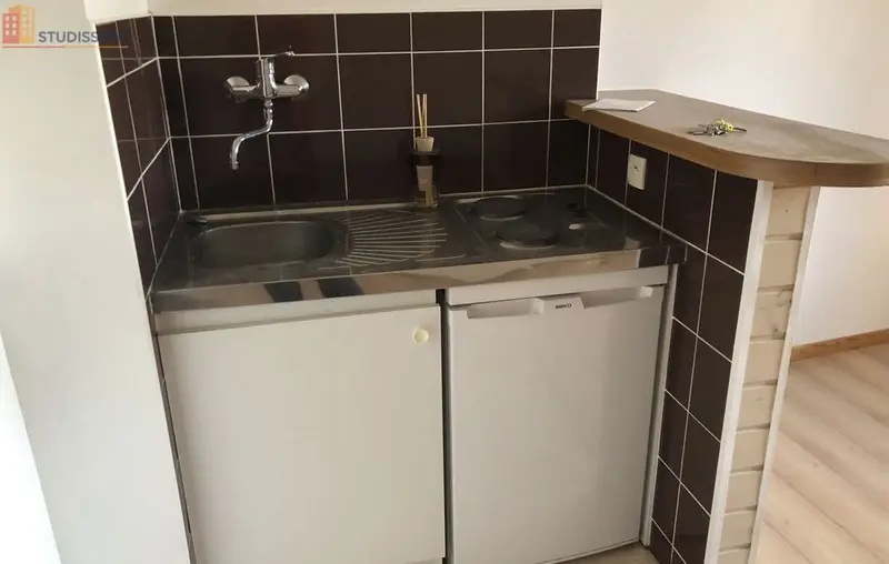 Studio 30m² Revel 31250 - Photo 2
