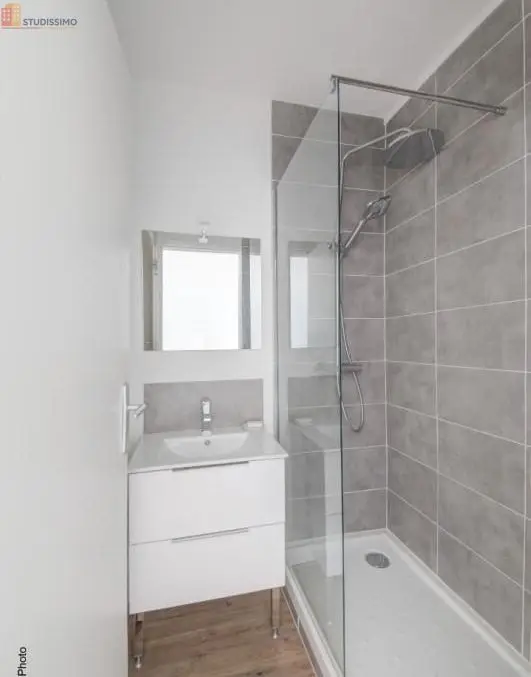 Studio meublé 9m² Toulouse - Petit espace, 9e étage - Photo 3