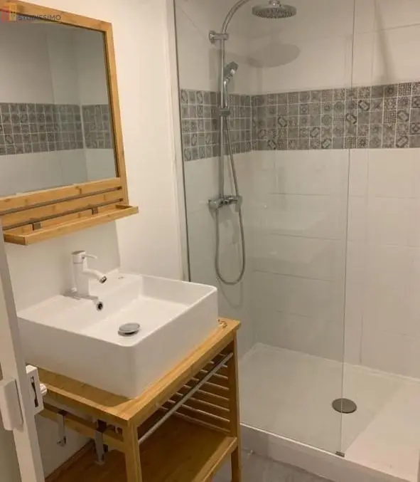 Studio meublé 11m² Toulouse 31400 - Calme, 2e étage - Photo 2