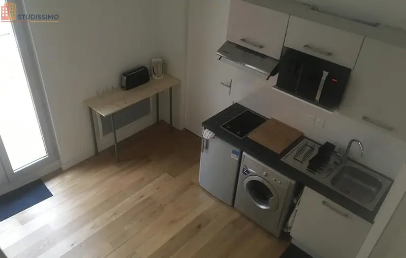 Studio meublé 24m² Toulouse centre - Quartier étudiant, mezzanine - Photo 2