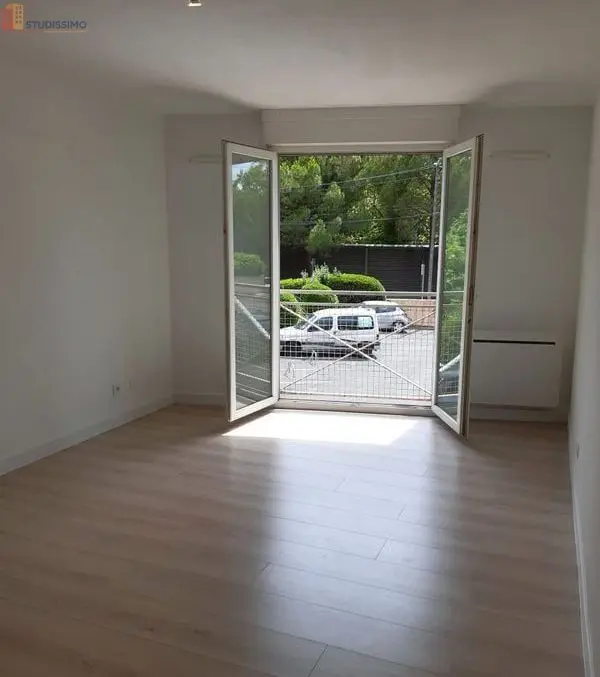 Studio 22m² Toulouse 31400 - Rénové, parking - Photo 3