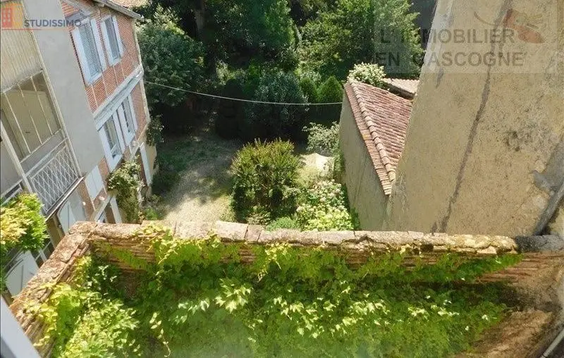 Studio meublé 24m² Auch - 3e étage, meublé - Photo 1