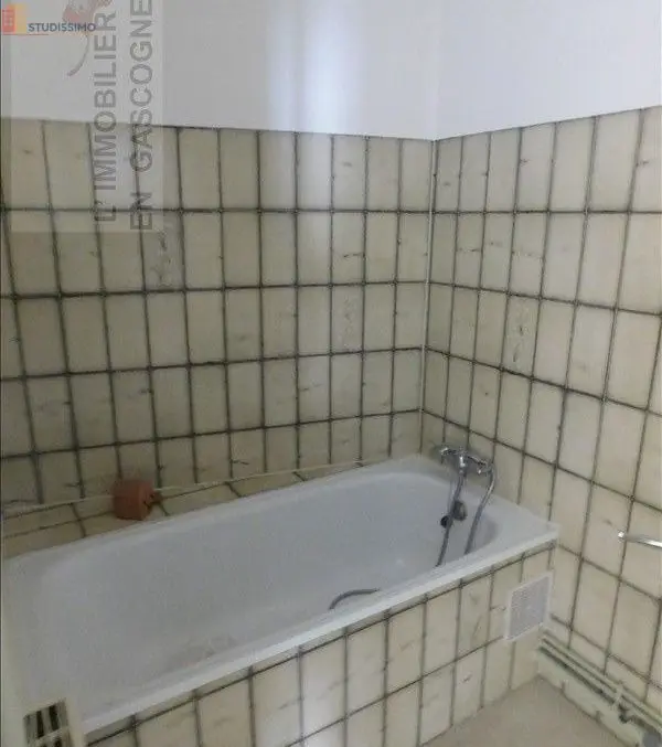 Studio meublé 36m² Auch - Lumineux, 1er étage - Photo 1
