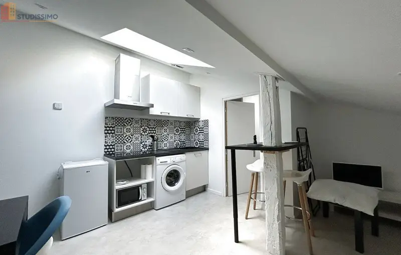 Studio meublé 13m² Auch - Meublé, dernier étage - Photo 6
