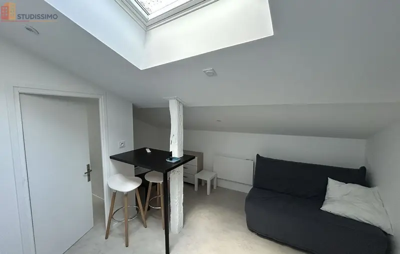 Studio meublé 13m² Auch - Meublé, dernier étage - Photo 1