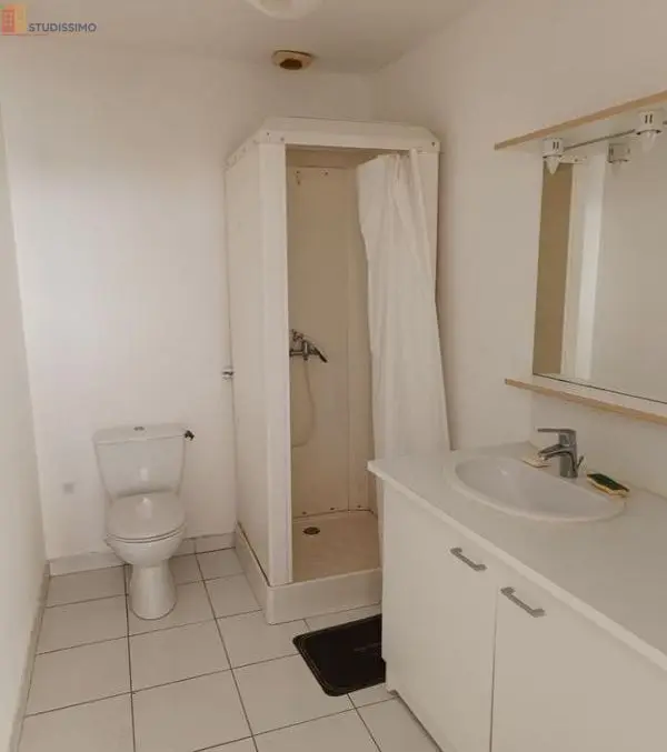 Studio meublé 25m² Bézues-Bajon 32140 - Meublé, DPE D - Photo 2