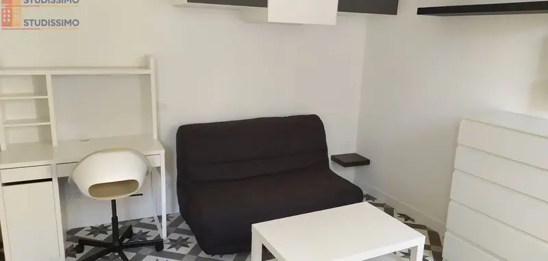 Studio meublé 17m² Auch - 1er étage, lumineux - Photo 10