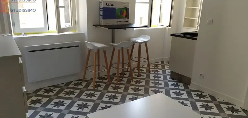 Studio meublé 17m² Auch - 1er étage, lumineux - Photo 8