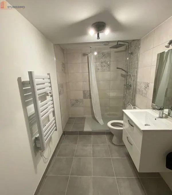 Studio meublé 25m² Auch 32000 - Meublé, 3e étage - Photo 1