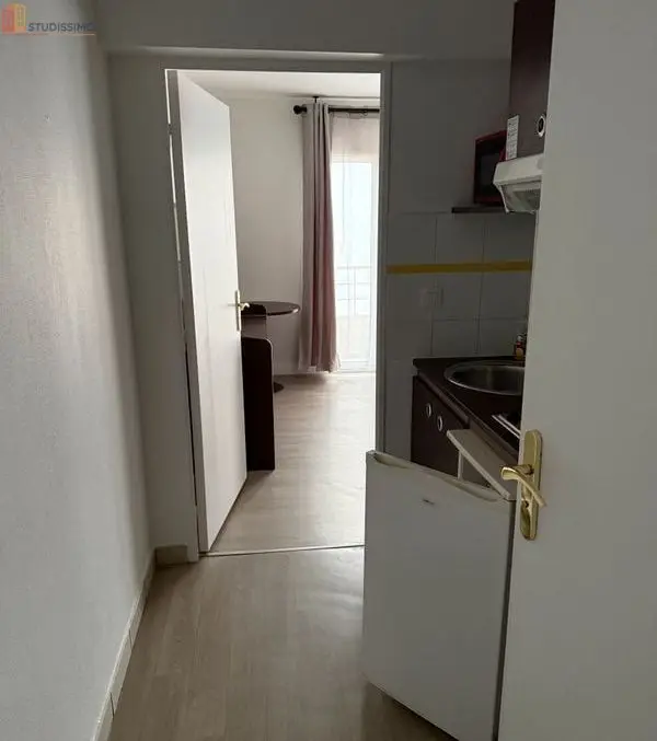 Studio meublé 21m² Béziers - Balcon, lumineux - Photo 7