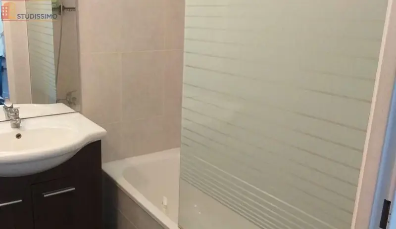 Studio meublé 85m² Bordeaux centre - Lumineux, meublé - Photo 2