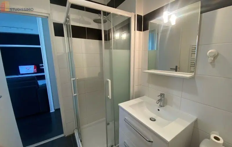 Studio meublé 28m² Bordeaux centre - Calme, idéal étudiants - Photo 2