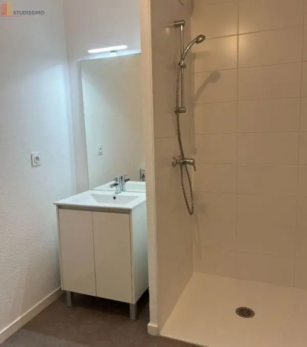 Studio 31m² Lormont - DPE B, dernier étage - Photo 2