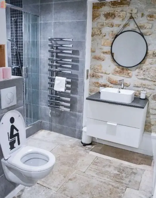 Studio meublé 34m² Montpellier centre - Plein cœur, lumineux - Photo 2