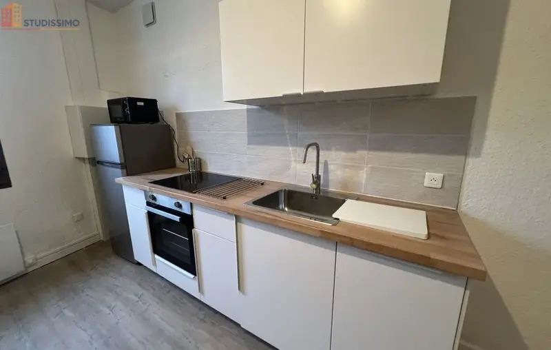 Studio meublé 38m² Montpellier centre - Lumineux, 2e étage - Photo 6