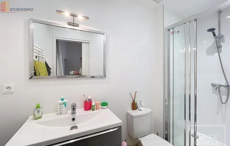 Studio meublé 32m² Bordeaux centre - Meublé, 3e étage - Photo 4