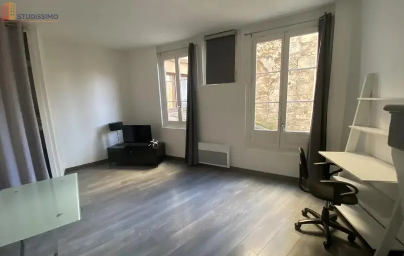 Studio meublé 29m² Bordeaux centre - 2ᵉ étage, lumineux - Photo 4