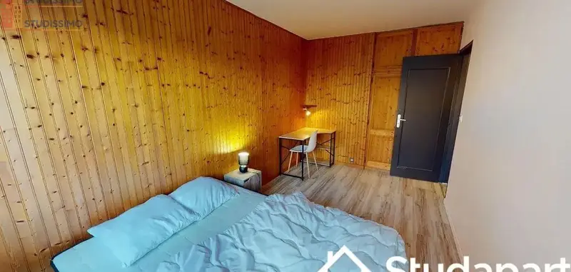 Studio meublé 12m² Rennes centre - Calme, lumineux - Photo 1