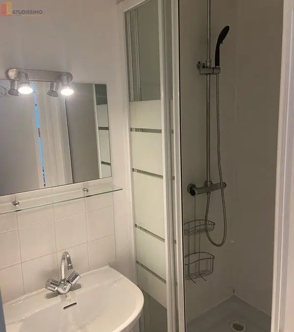 Studio meublé 18m² Rennes centre - Calme, meublé - Photo 1