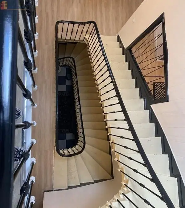Studio meublé 17m² Bordeaux 33300 - Meublé, DPE A - Photo 2