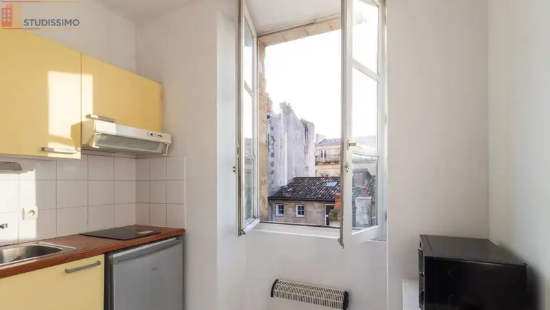 Studio meublé 25m² Bordeaux centre - Dernier étage, lumineux - Photo 15