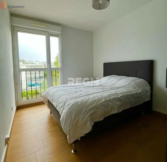 Studio meublé 67m² Cenon - Grand espace, meublé - Photo 1