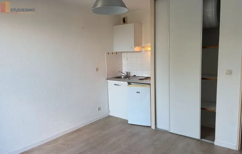 Studio 19m² Talence - Place de parking - Photo 8
