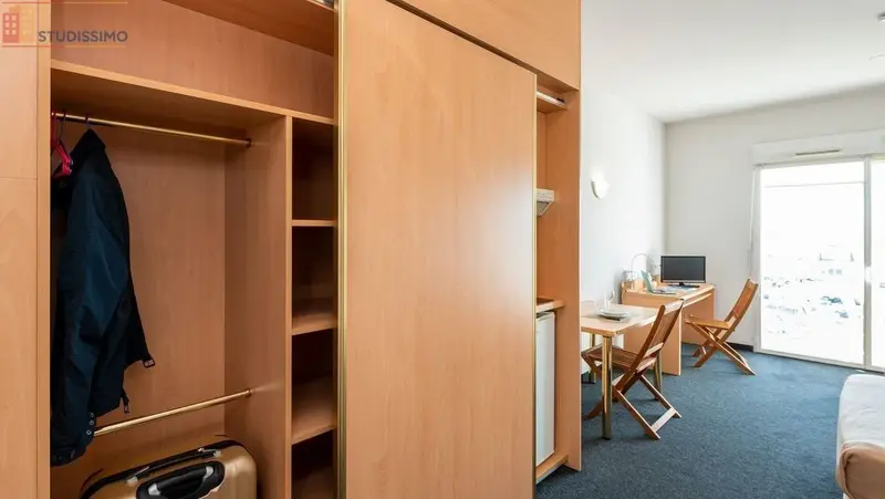 Studio meublé 28m² Bruz - Balcon, lumineux - Photo 2