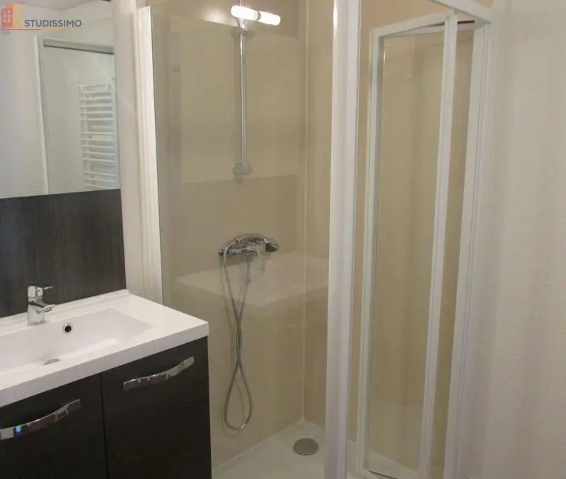 Studio meublé 27m² Le Rheu - Balcon, lumineux - Photo 3