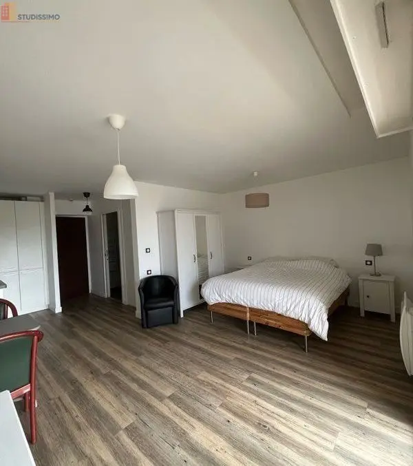 Studio meublé 30m² Talence - Balcon, parking - Photo 2