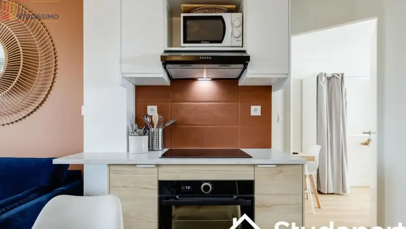 Studio meublé 11m² Bordeaux centre - Calme, lumineux - Photo 2