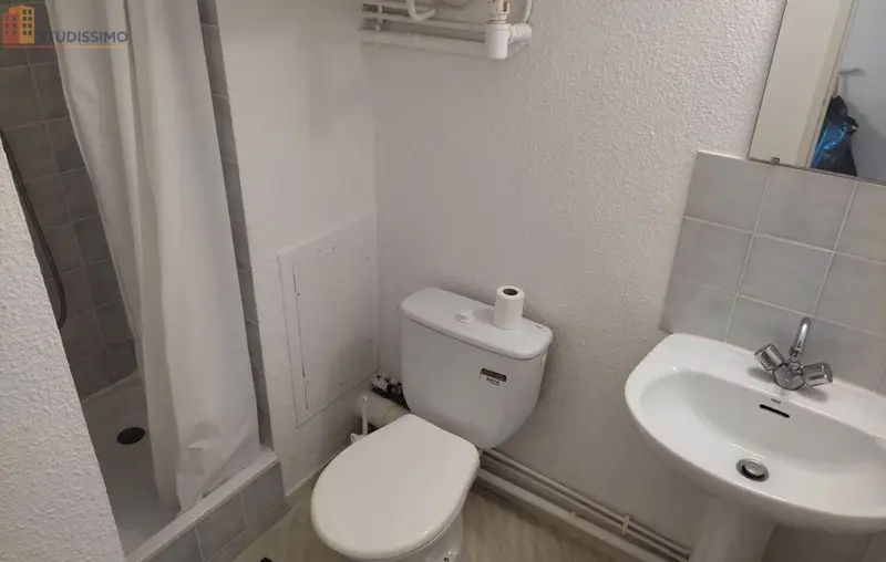Studio meublé 18m² Rennes Ste-Thérèse - Meublé, lumineux - Photo 1