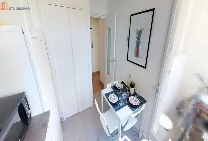 Studio meublé 12m² Montpellier centre - Calme, lumineux - Photo 1