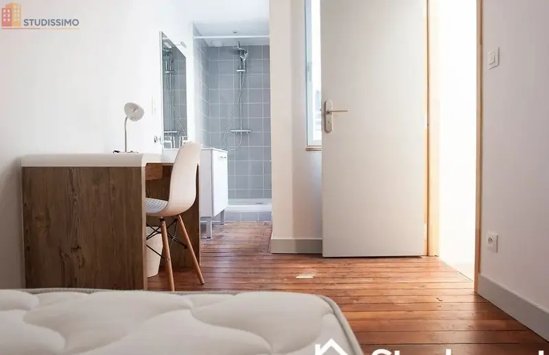 Studio meublé 11m² Bordeaux centre - Calme, parquet - Photo 1