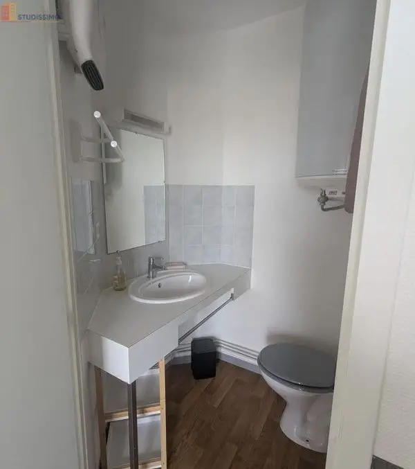 Studio meublé 17m² Rennes centre - Proche mail, lumineux - Photo 1