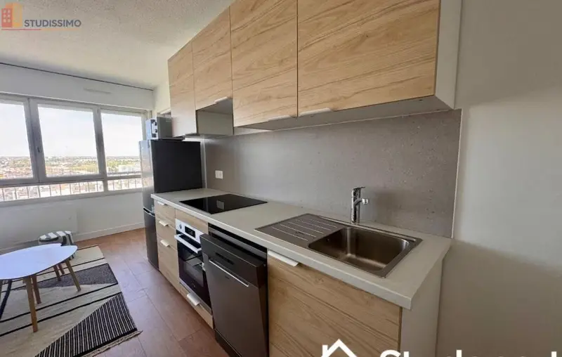 Studio meublé 11m² Bordeaux 33300 - Étage élevé, lumineux - Photo 6