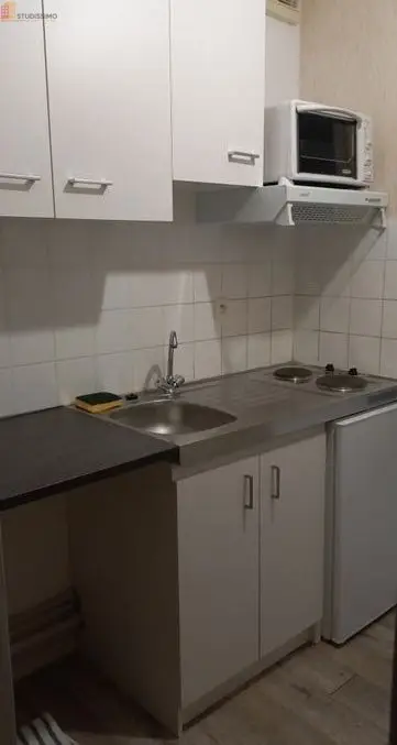 Studio meublé 19m² Rennes 35700 - Meublé, 1er étage - Photo 4