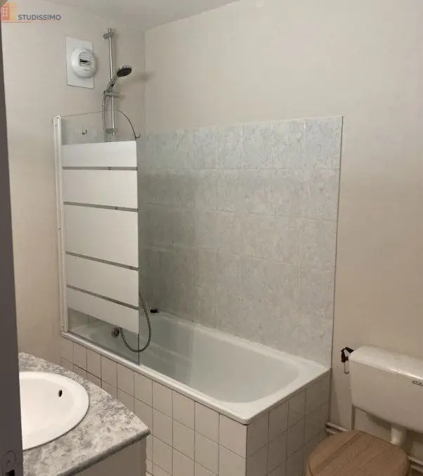 Studio meublé 26m² Rennes 35700 - Meublé, DPE D - Photo 1