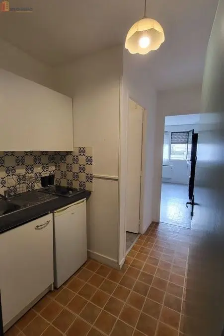 Studio meublé 24m² Bordeaux Victoire - Proche transport, lumineux - Photo 2