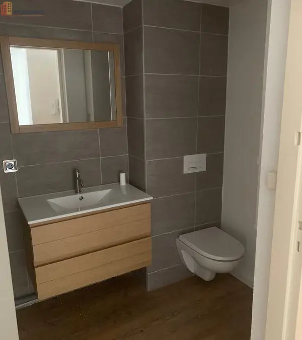 Studio meublé 25m² Bordeaux centre - Rénové, proche CHU - Photo 2