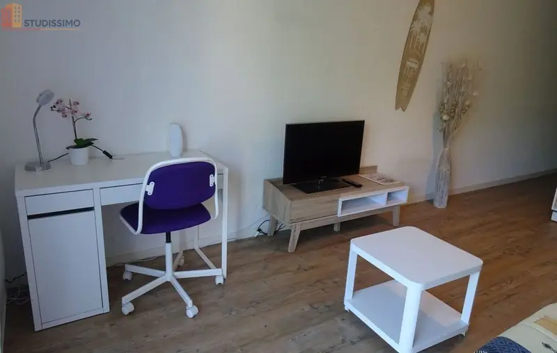Studio meublé 22m² Talence 33400 - Meublé, calme - Photo 1
