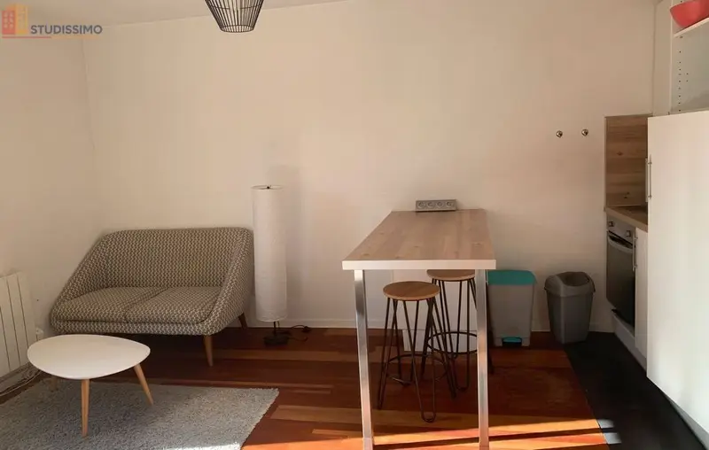 Studio 24m² Bordeaux centre - Meublé, calme et lumineux - Photo 1