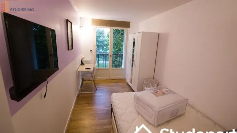 Studio meublé 9m² Rennes 35200 - Lumineux, au 1er étage - Photo 1